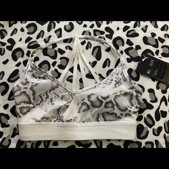 PUMA Untamed low impact sports bra BNWT XS - Picture 2 of 5